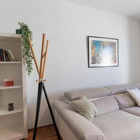 Lovely 2br In Swieqi Stylish, Cozy & By 360 Estates * Is-Swieqi