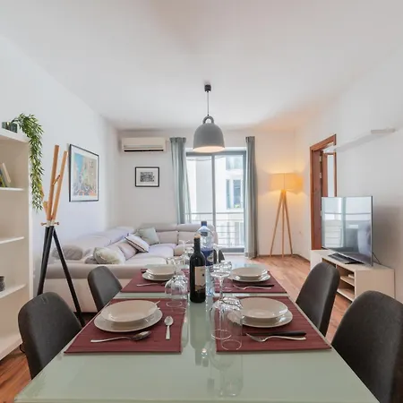 Lovely 2br In Swieqi Stylish, Cozy & By 360 Estates Apartment *