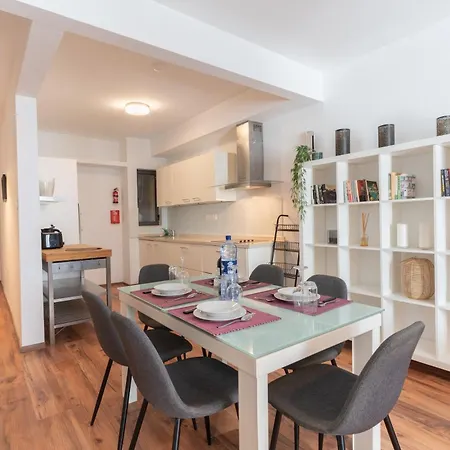 Lovely 2br In Swieqi Stylish, Cozy & By 360 Estates *