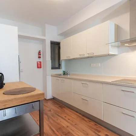 Lovely 2br In Swieqi Stylish, Cozy & By 360 Estates *