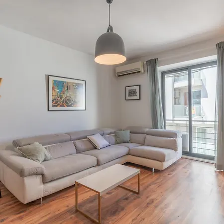 Apartment Lovely 2br In Swieqi Stylish, Cozy & By 360 Estates
