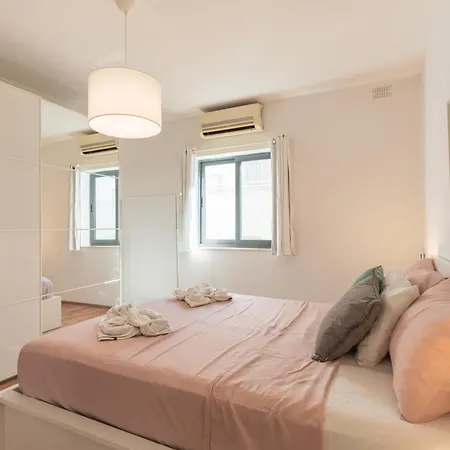 Lovely 3br In Swieqi Stylish, Cozy & By 360 Estates