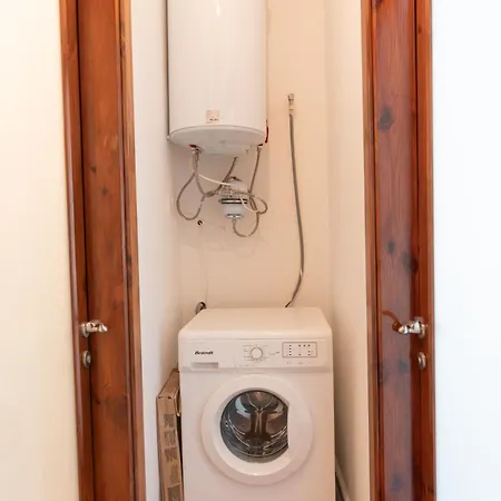 Lovely 2br In Swieqi Stylish, Cozy & By 360 Estates Apartment